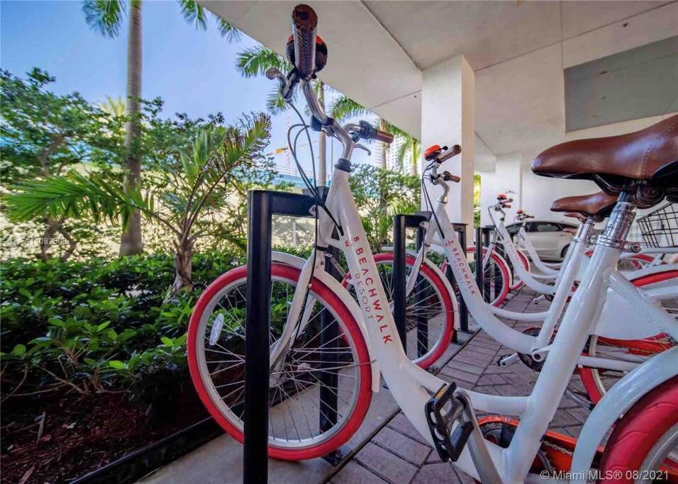 Studio 2Bed Beach Apmt With Amazing Views 30B Hallandale Beach Eksteriør billede